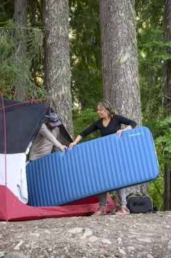 Therm-A-Rest MondoKing 3D 11.0 L Zelfopblazende Slaapmat -Sport Buitenkamperen 1900 1267 2022 cascade summer carcamp washington rinckenberger 4443