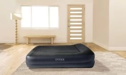Intex Pillow Rest Raised Luchtbed - Queensize - Ingebouwde Elektrische Pomp -Sport Buitenkamperen 899 1514 64124 2